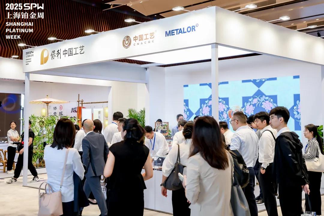 6b81e7bb85c14d48a3fa6cf9c79667a4